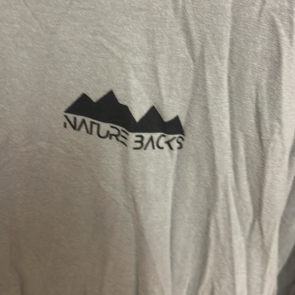 Men’s Nature Backs LS tee shirt. Gray XL. NWT. - Picture 2 of 6